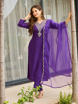 Purple Thread Rayon Slub Kurta Set with Dupatta V-Neck