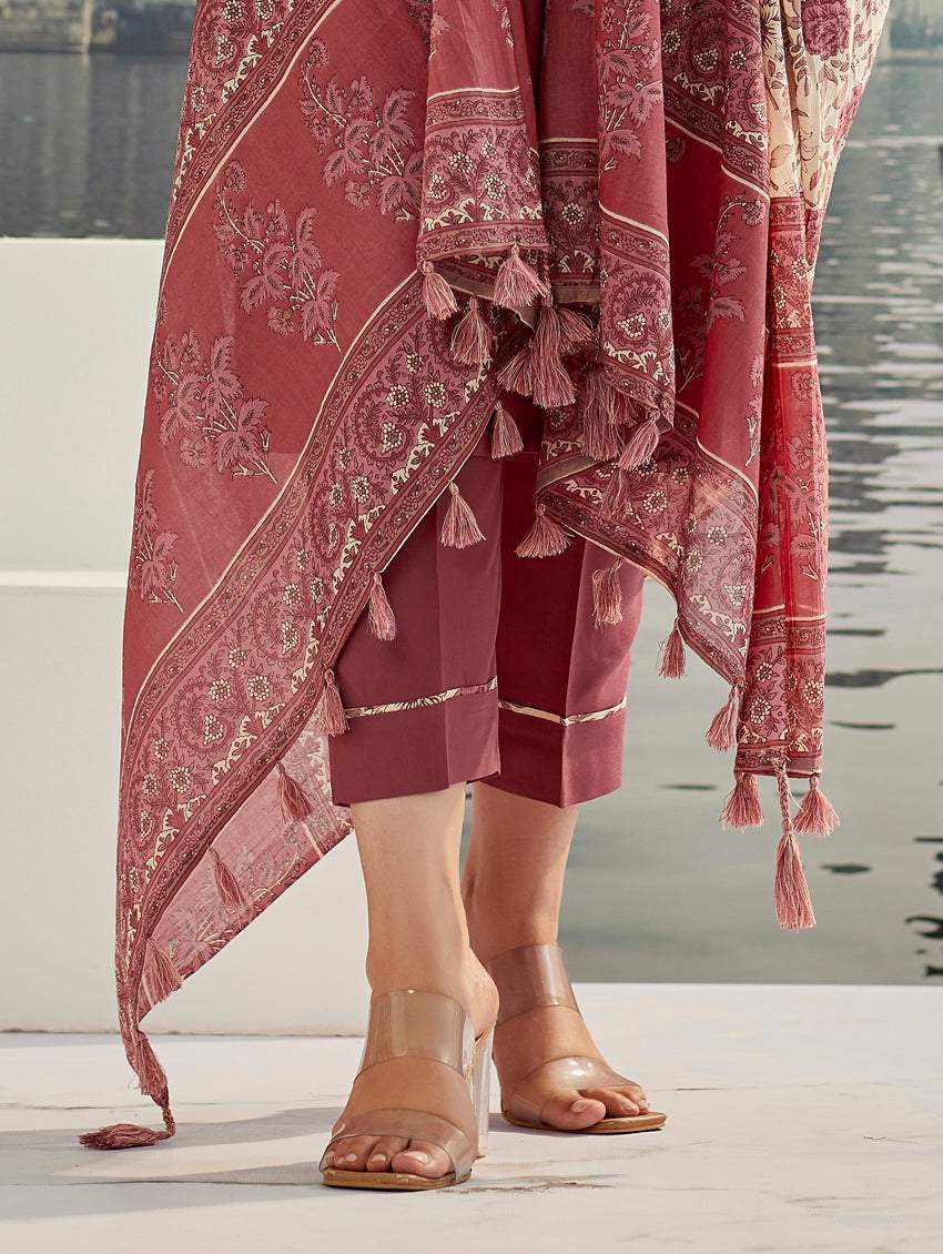 Embroidery Cotton Silk Kurta Set