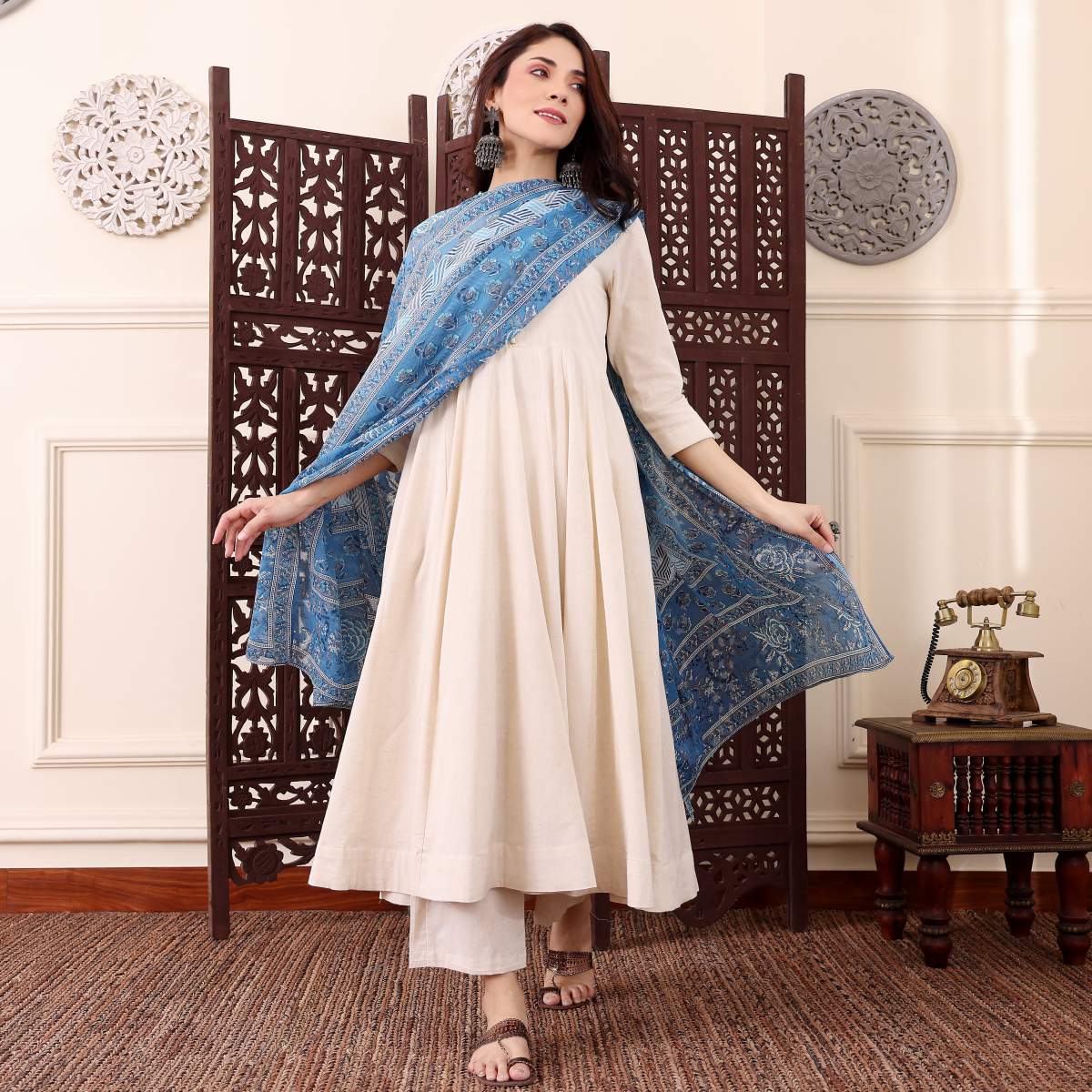 Embroidared Chanderi Silk Kurta Set