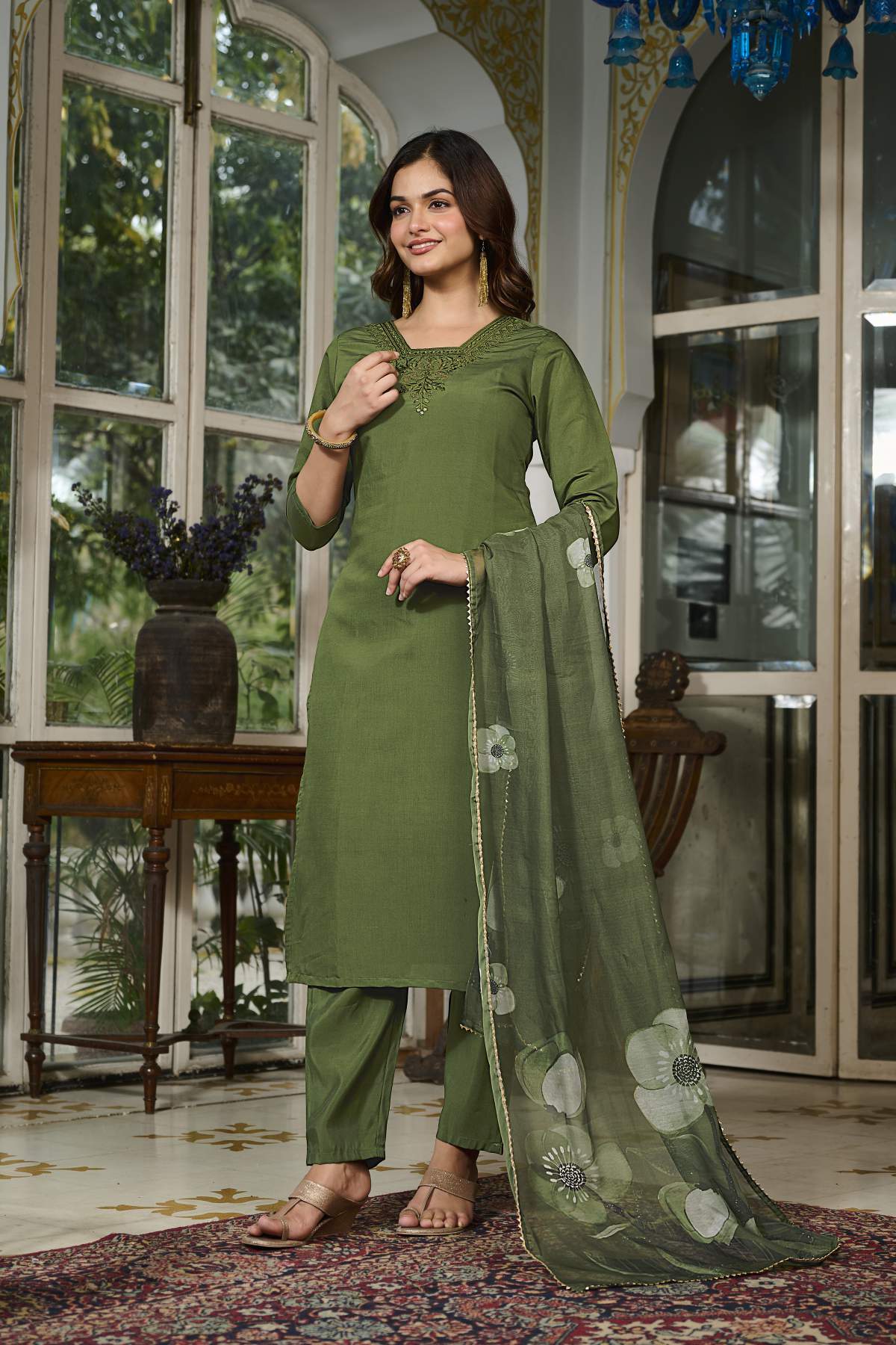 Embroidared Viscose Chanderi Kurta Set