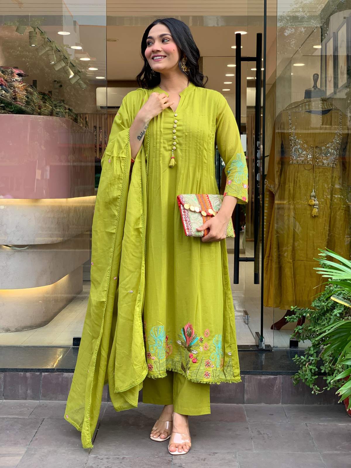 Green Embroidared Chanderi Silk Kurta Set