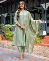 Embroidared Heavy Muslin Silk (pure Cotton Inner) Kurta Set
