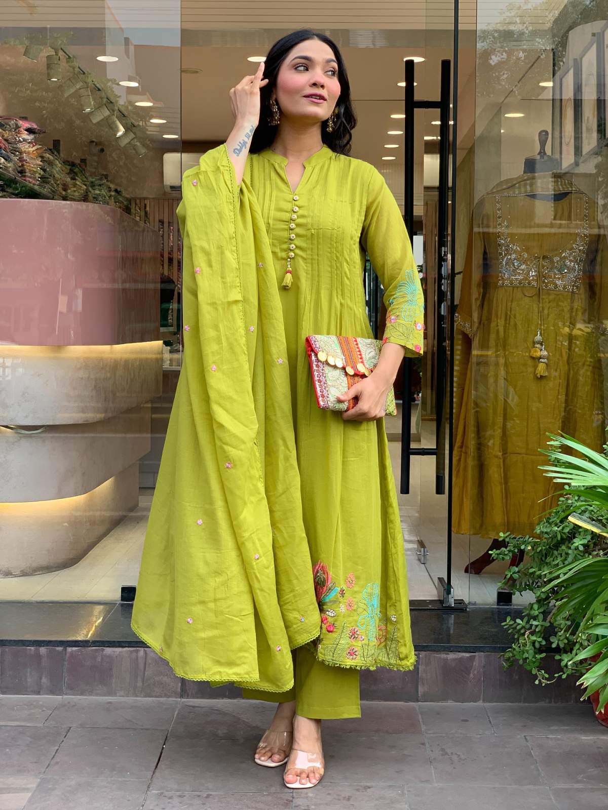 Green Embroidared Chanderi Silk Kurta Set