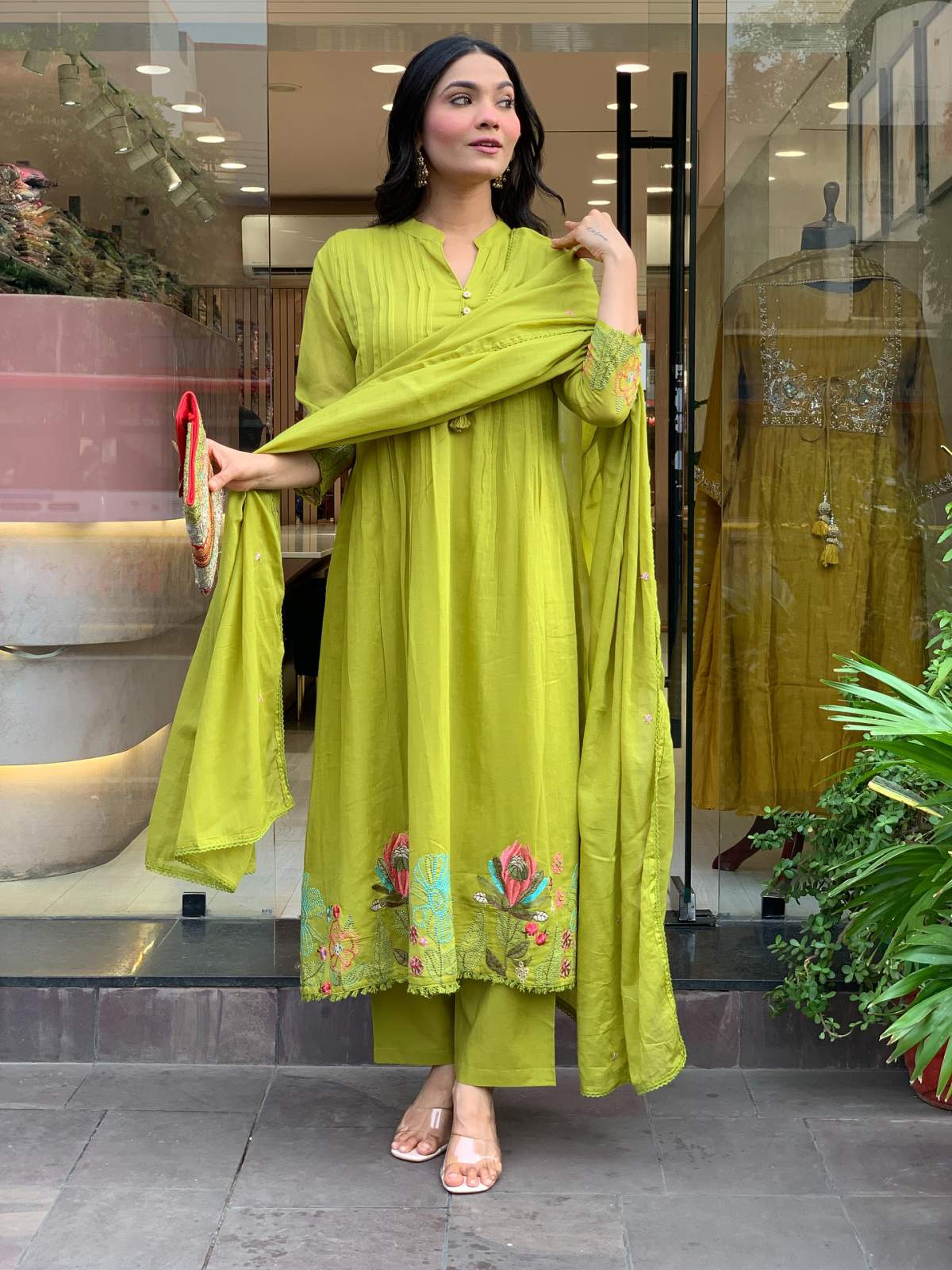 Green Embroidared Chanderi Silk Kurta Set