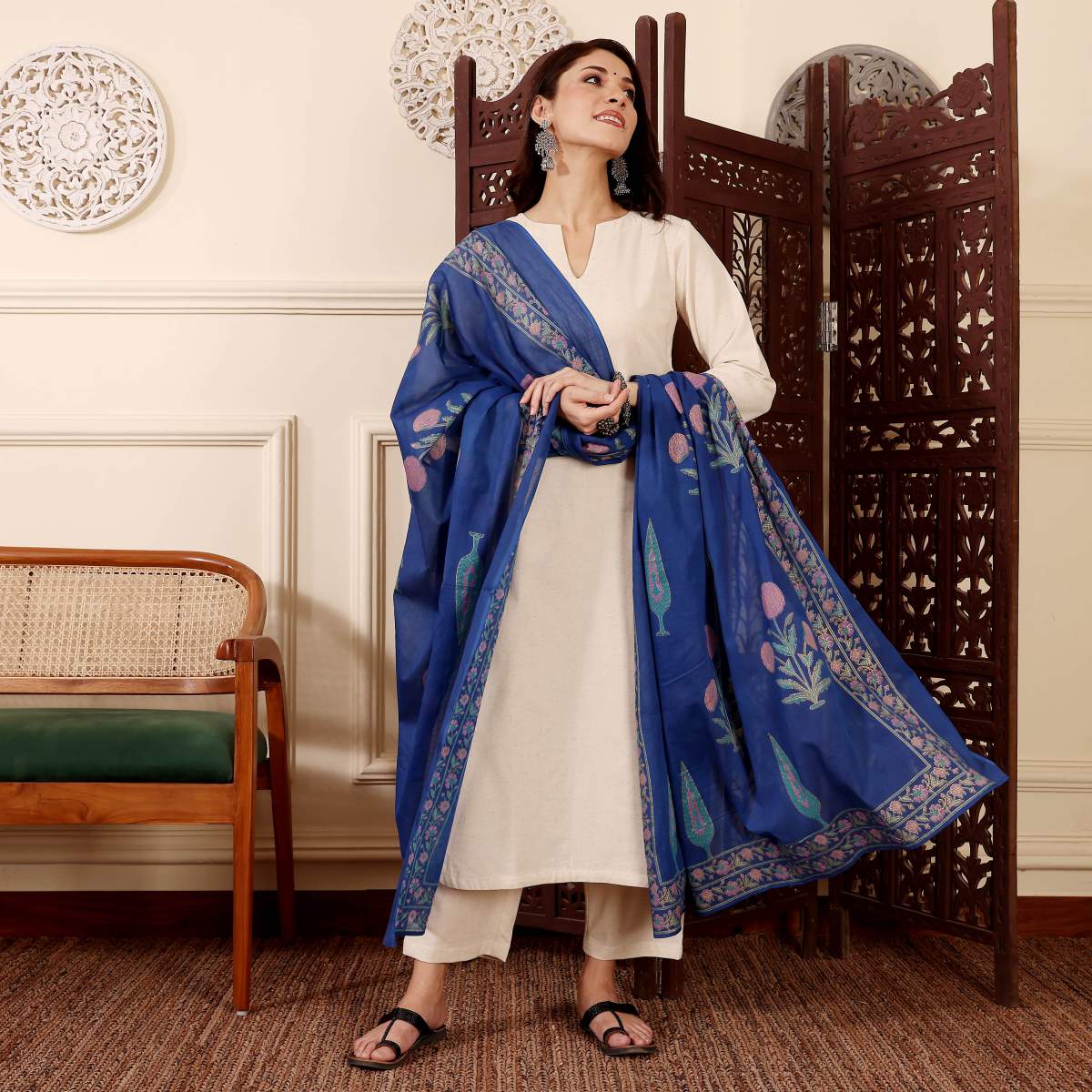 Embroidared Chanderi Silk Kurta Set