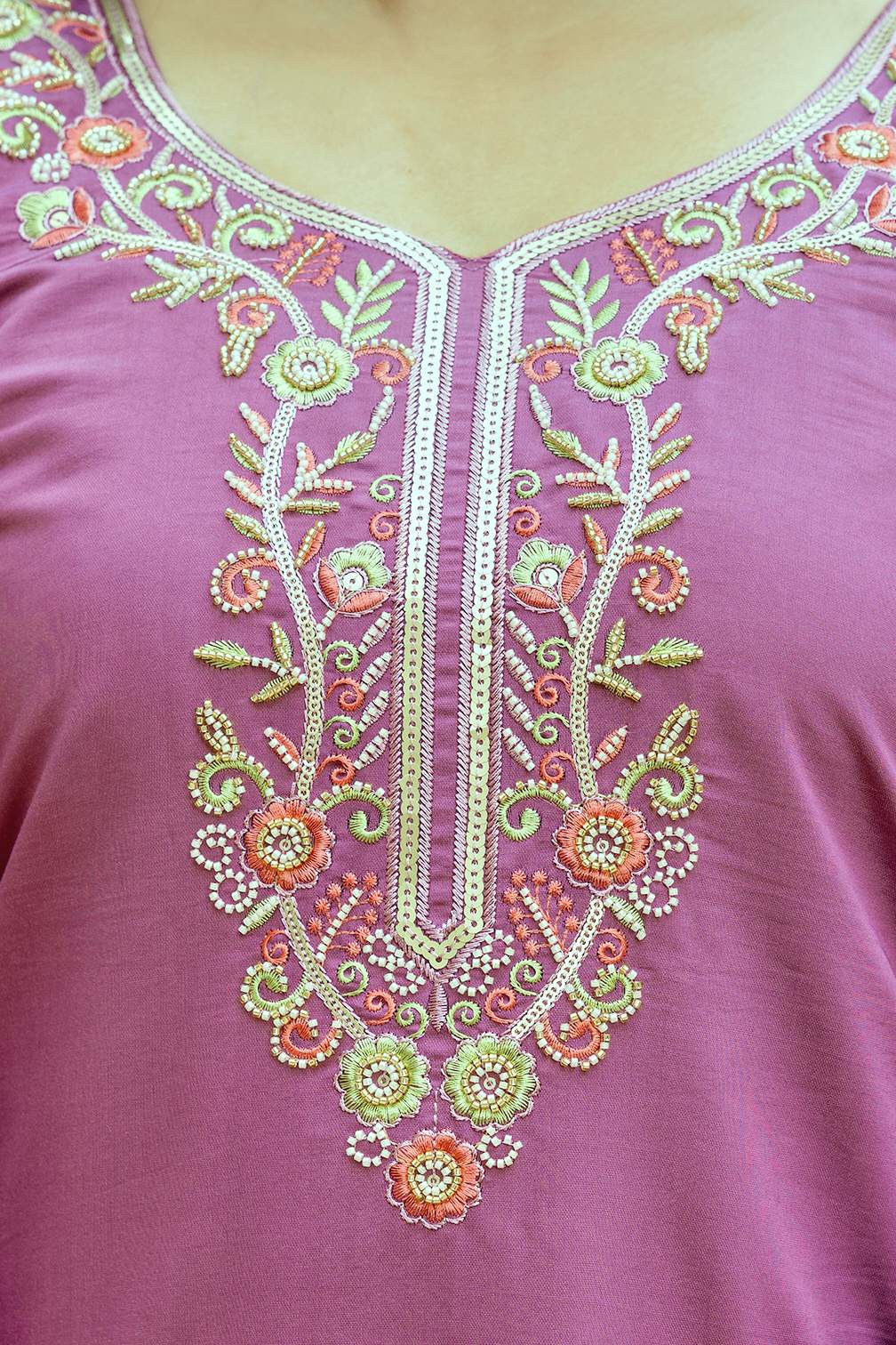 Embroidared Beads Viscose Chanderi Silk Kurta Set