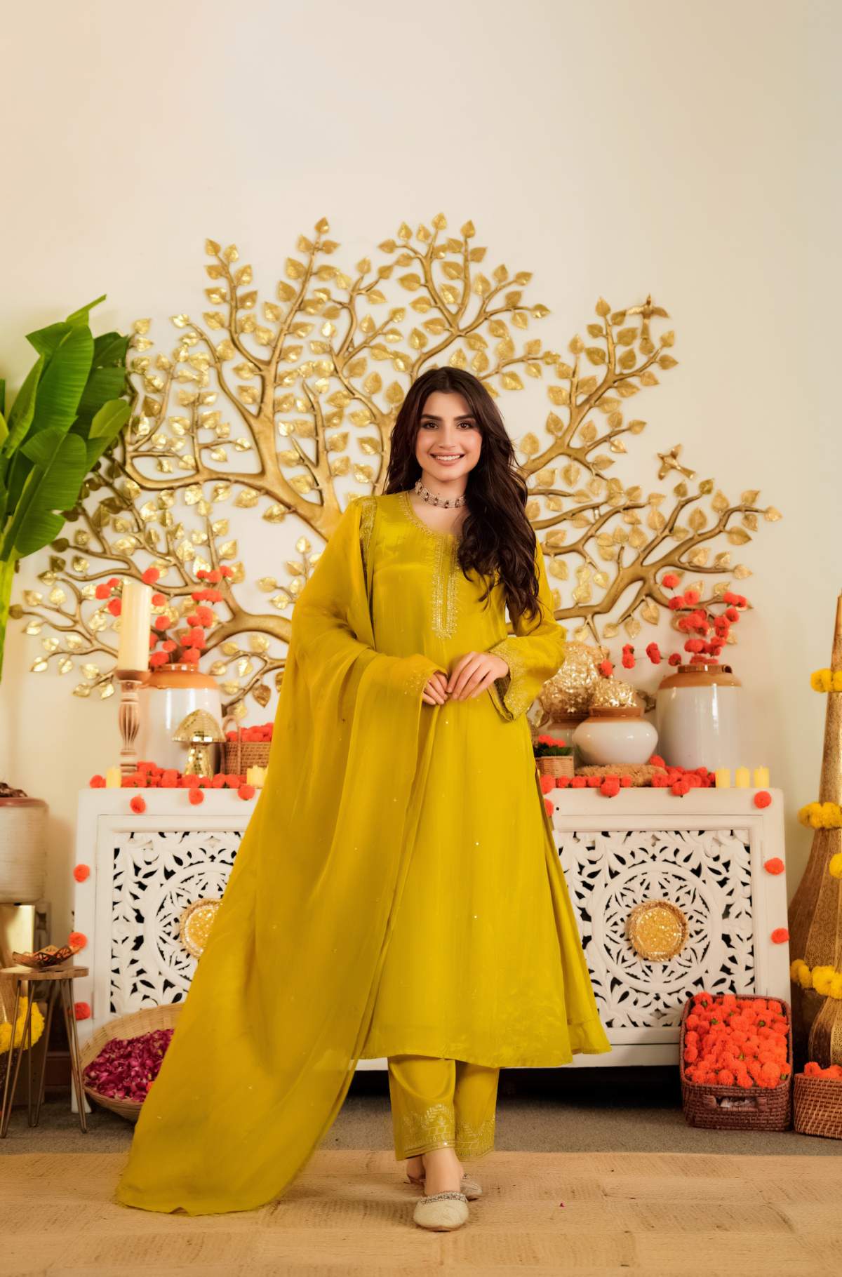 Embroidared Viscose Satin Kurta Set