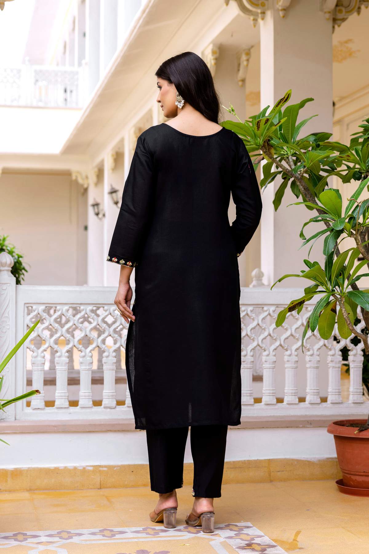 Embroidared Beads Viscose Chanderi Kurta Set