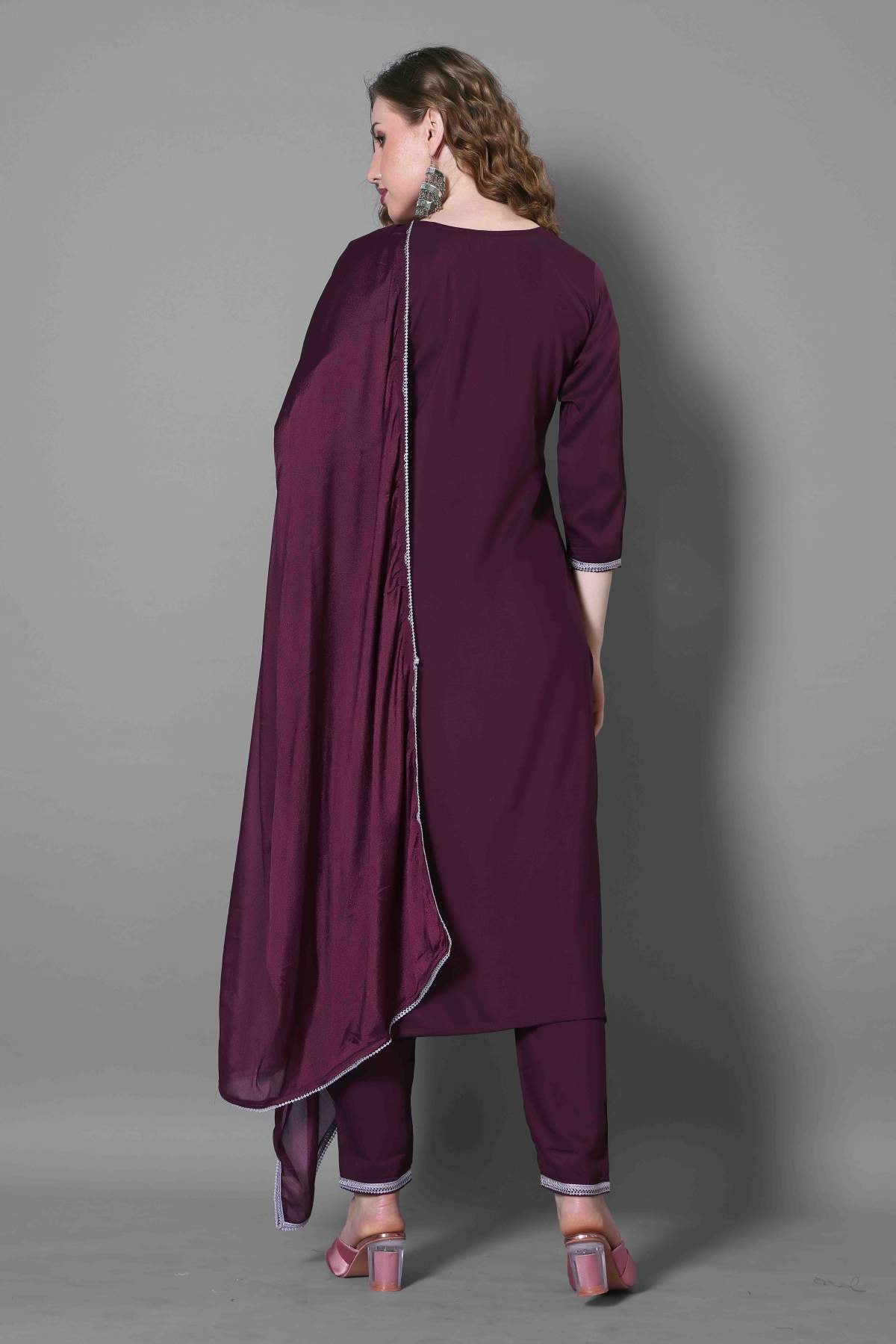 Embroidery Silk Blend Kurta Set