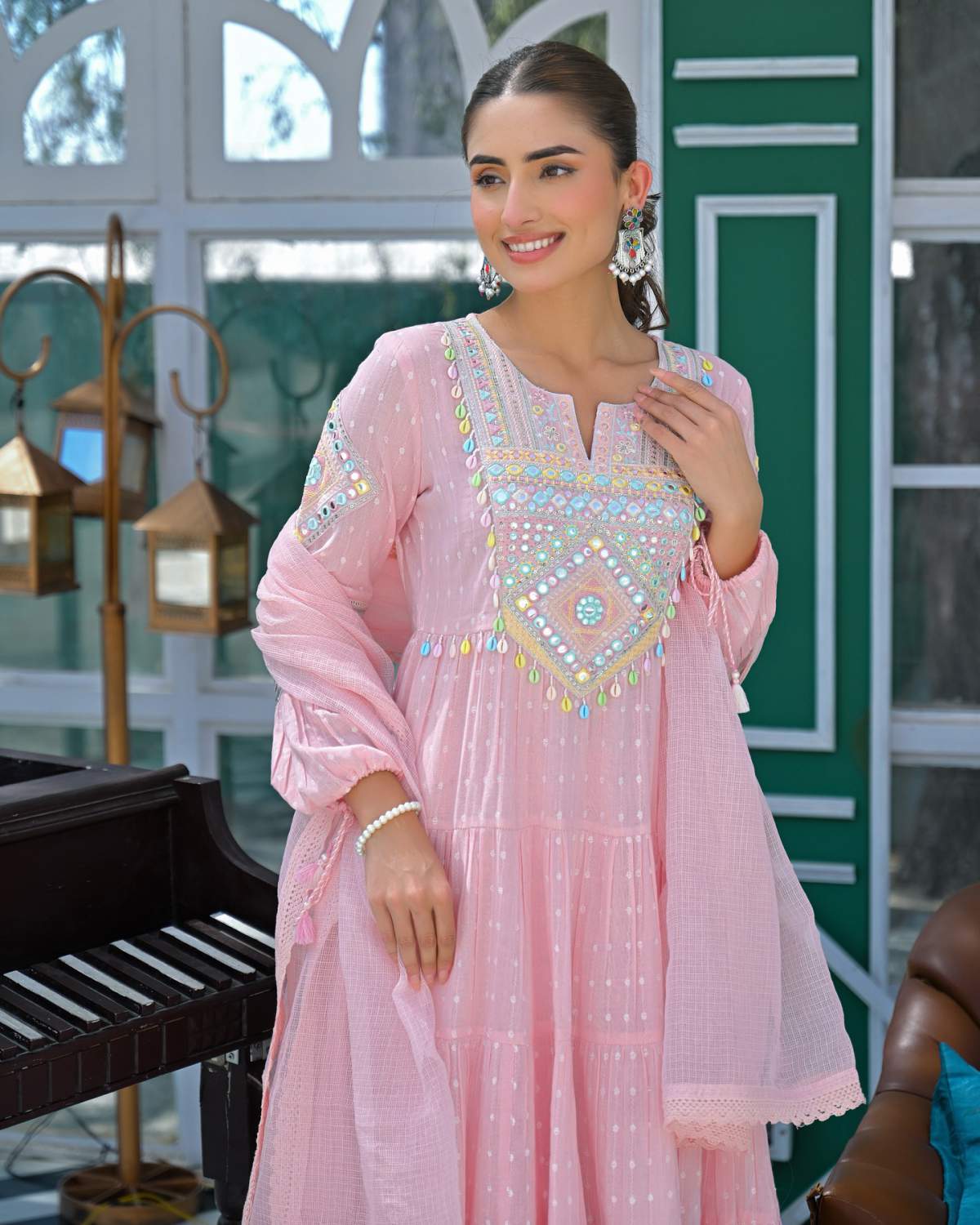 Pink Embroidared Flex Buti Cottan Kurta Set