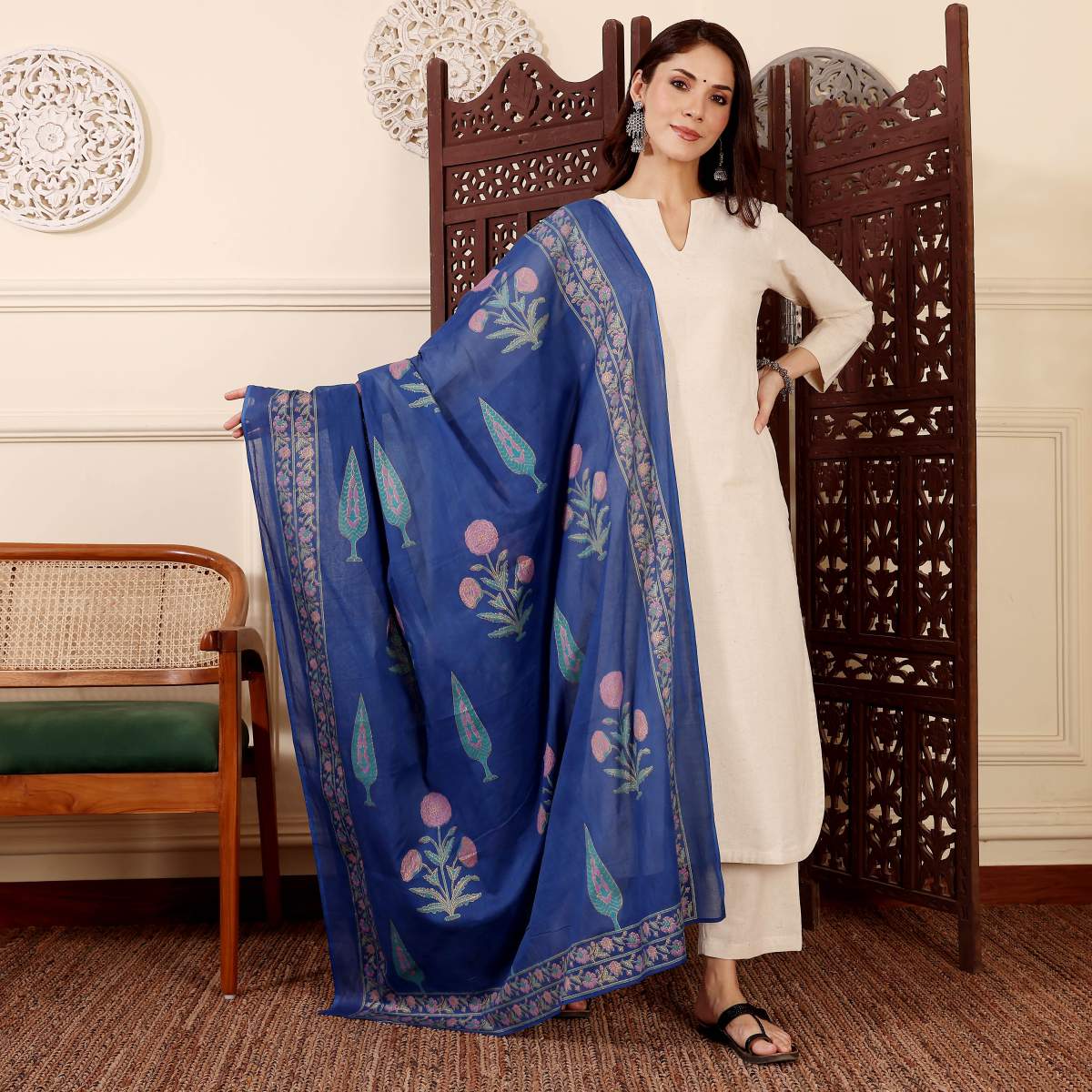 Embroidared Chanderi Silk Kurta Set