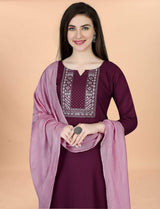 Embroidery Cotton Blend Kurta Set