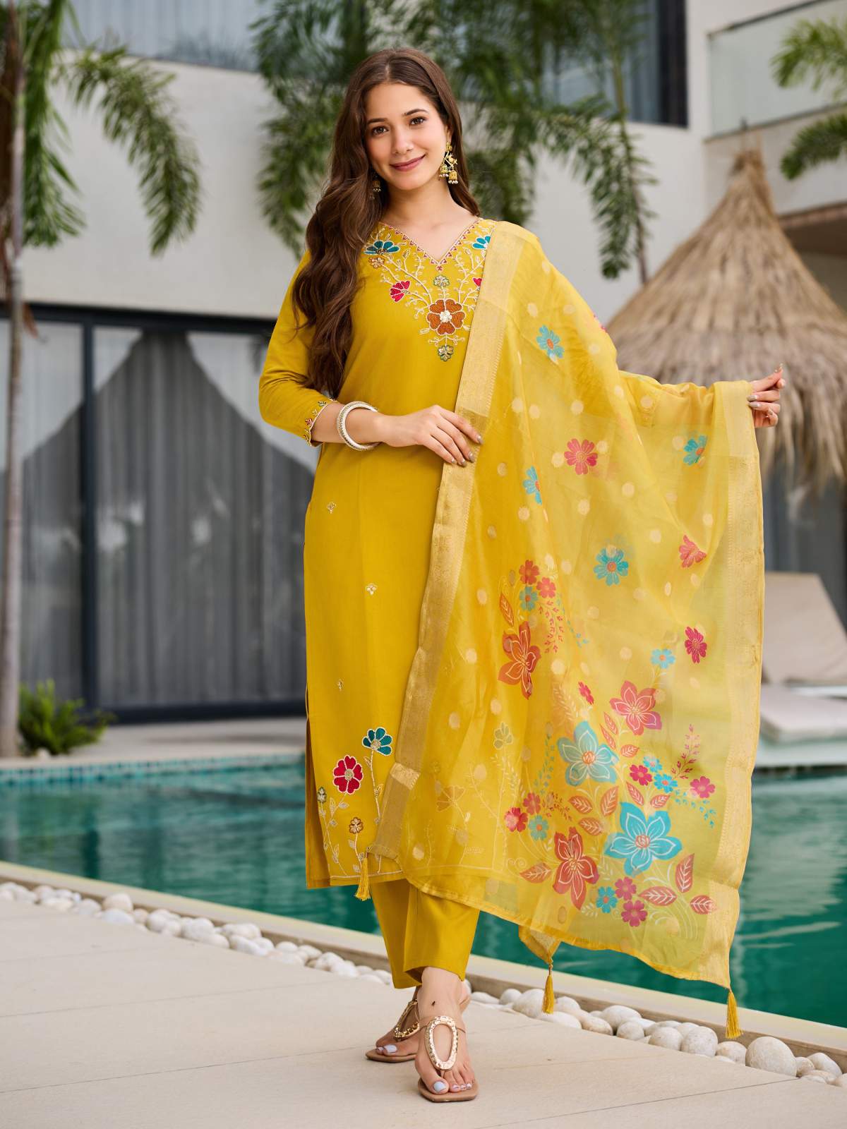 Embroidared Beads Viscose Gadhwal Kurta Set
