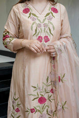 Embroidared Bsy Chanderi Silk Kurta Set