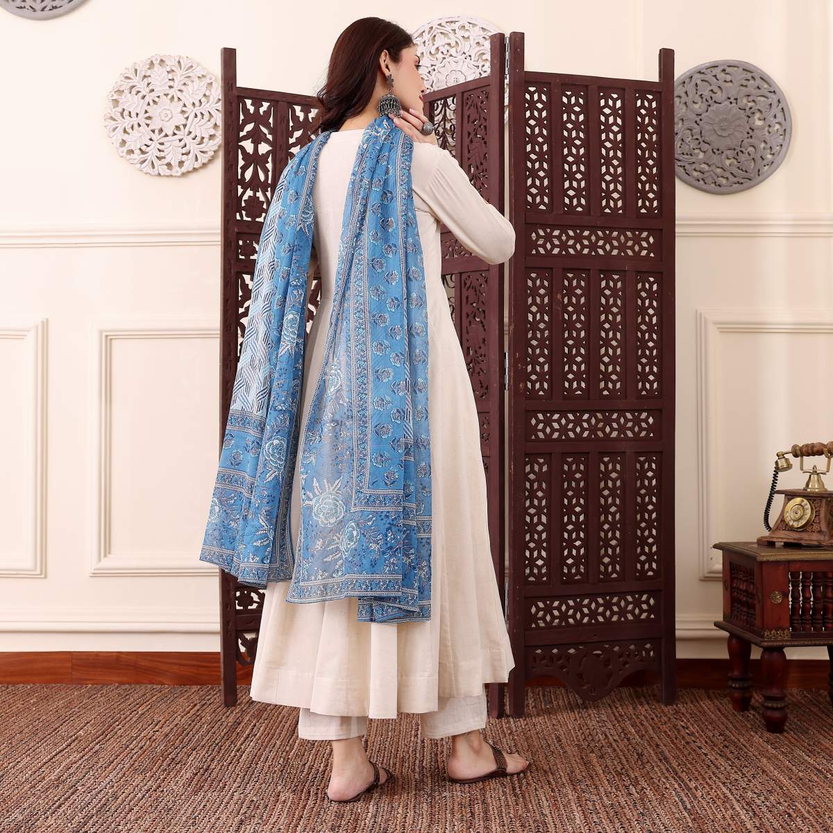 Embroidared Chanderi Silk Kurta Set