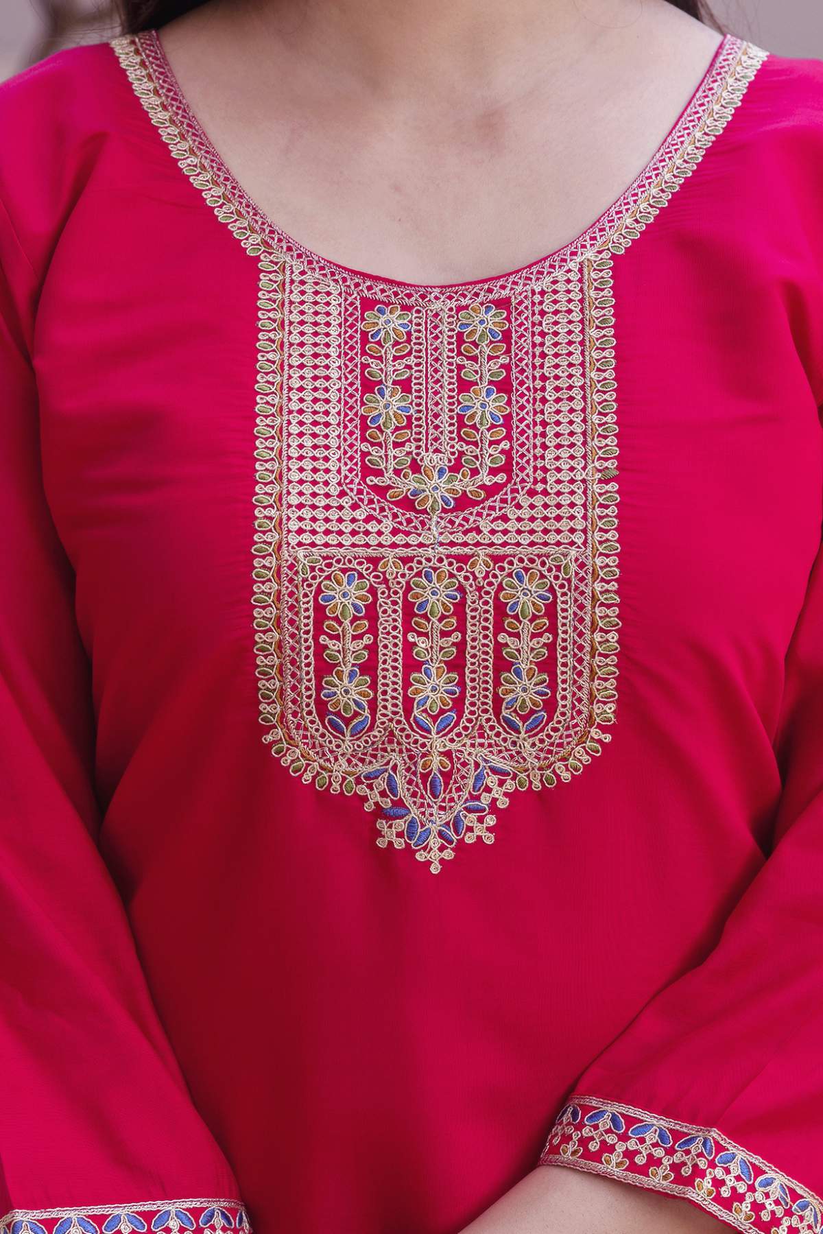 Embroidared Viscose Chanderi Kurta Set
