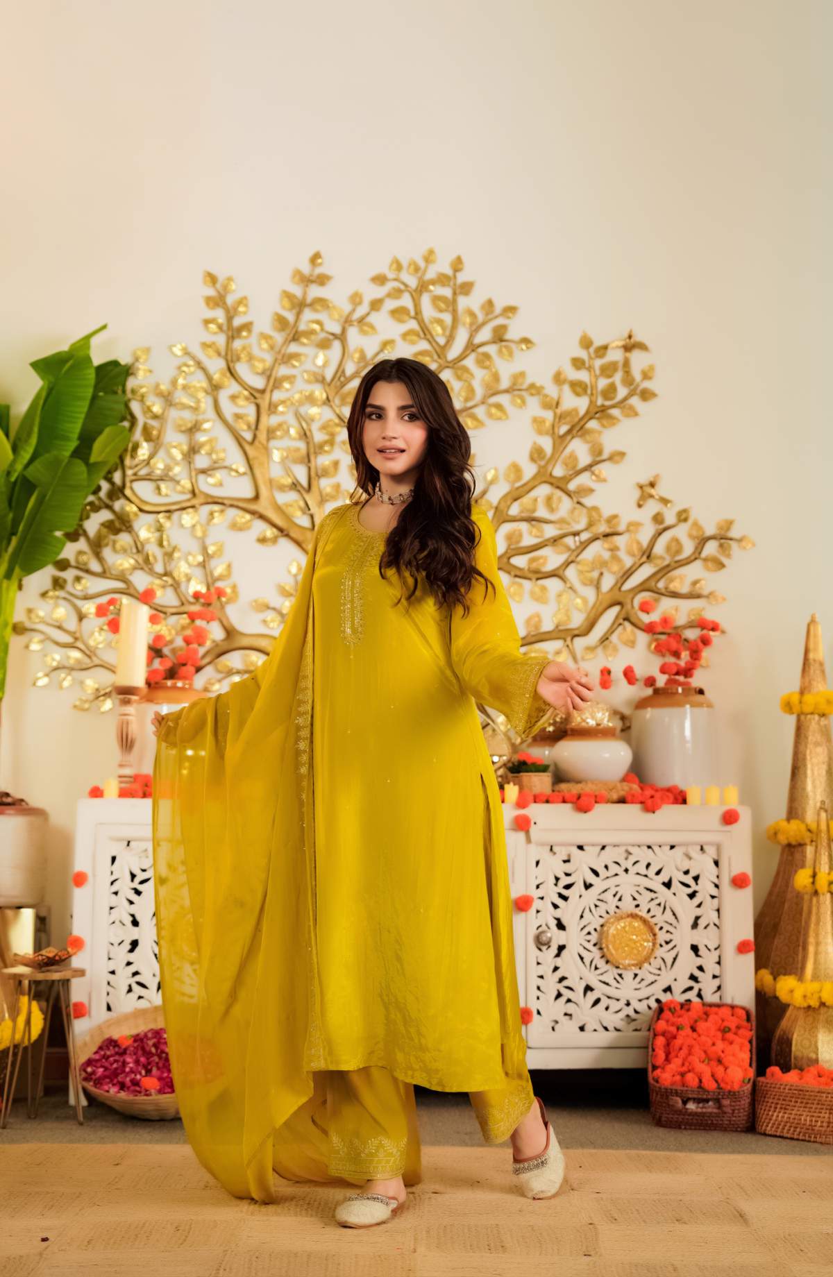 Embroidared Viscose Satin Kurta Set