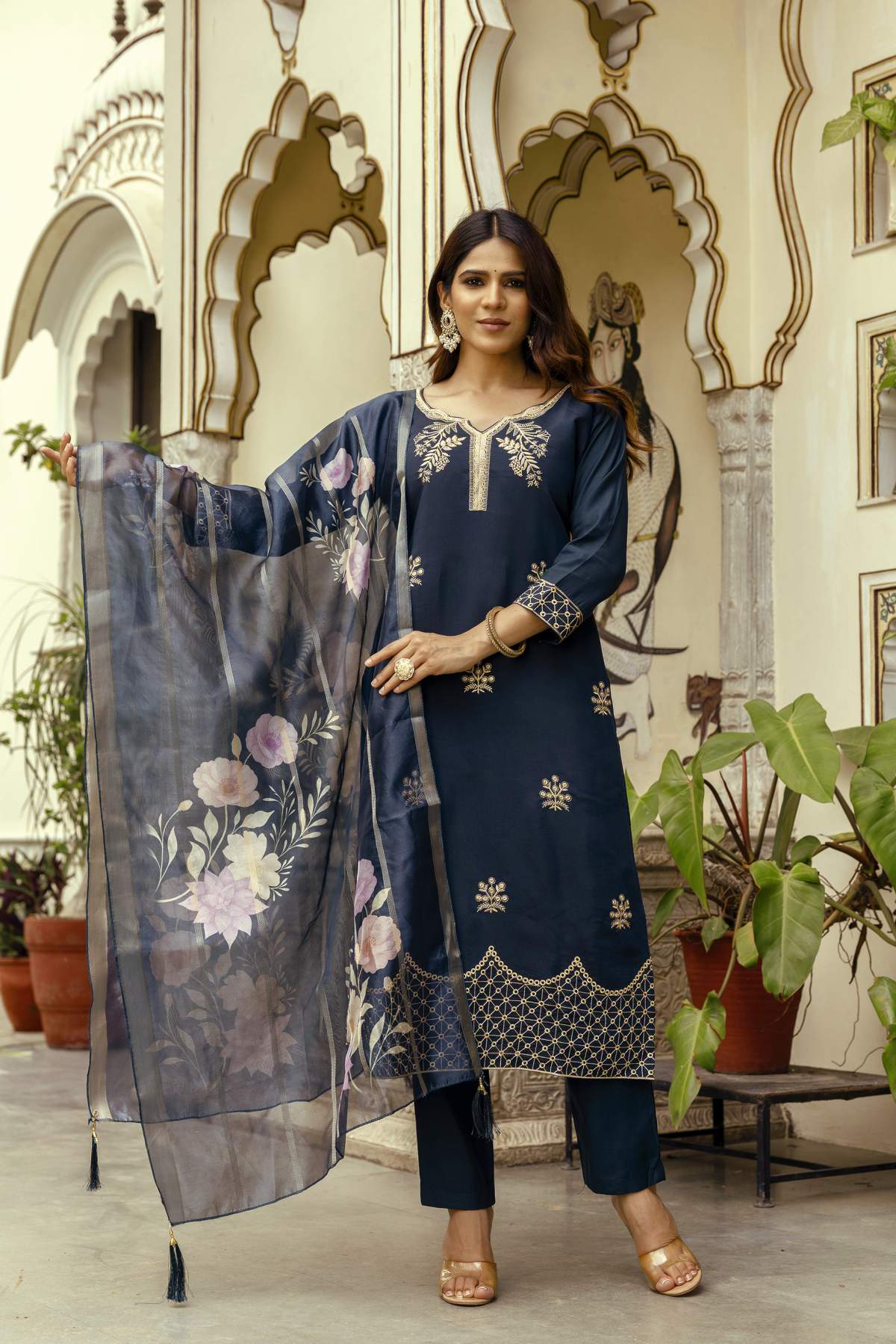 Embroidared Beads Viscose Chanderi Kurta Set