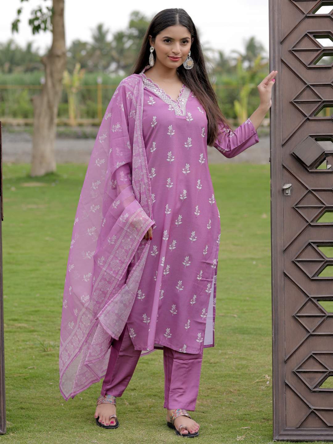 Embroidared Rayon Kurta Set