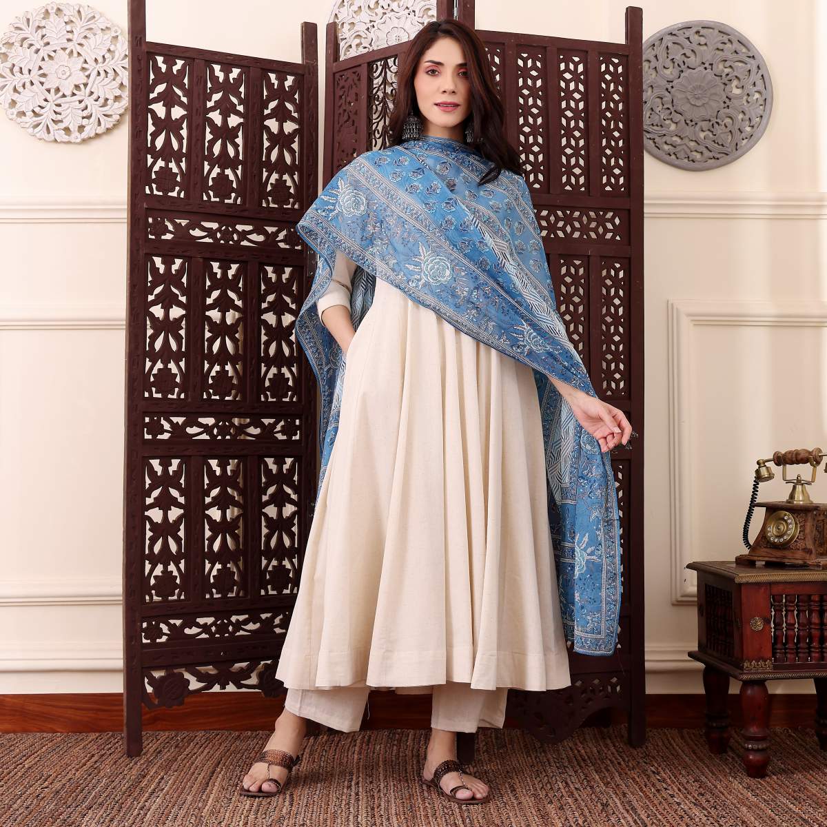 Embroidared Chanderi Silk Kurta Set