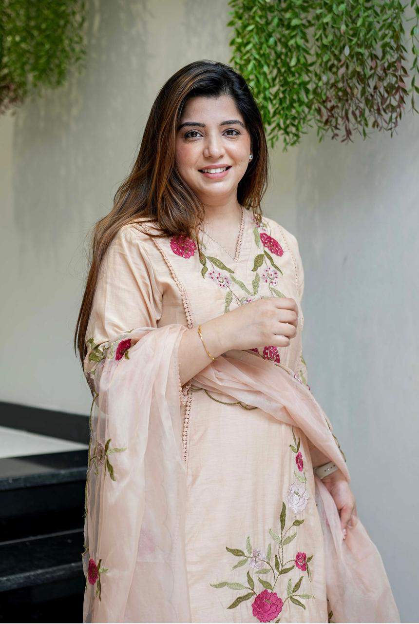 Embroidared Bsy Chanderi Silk Kurta Set