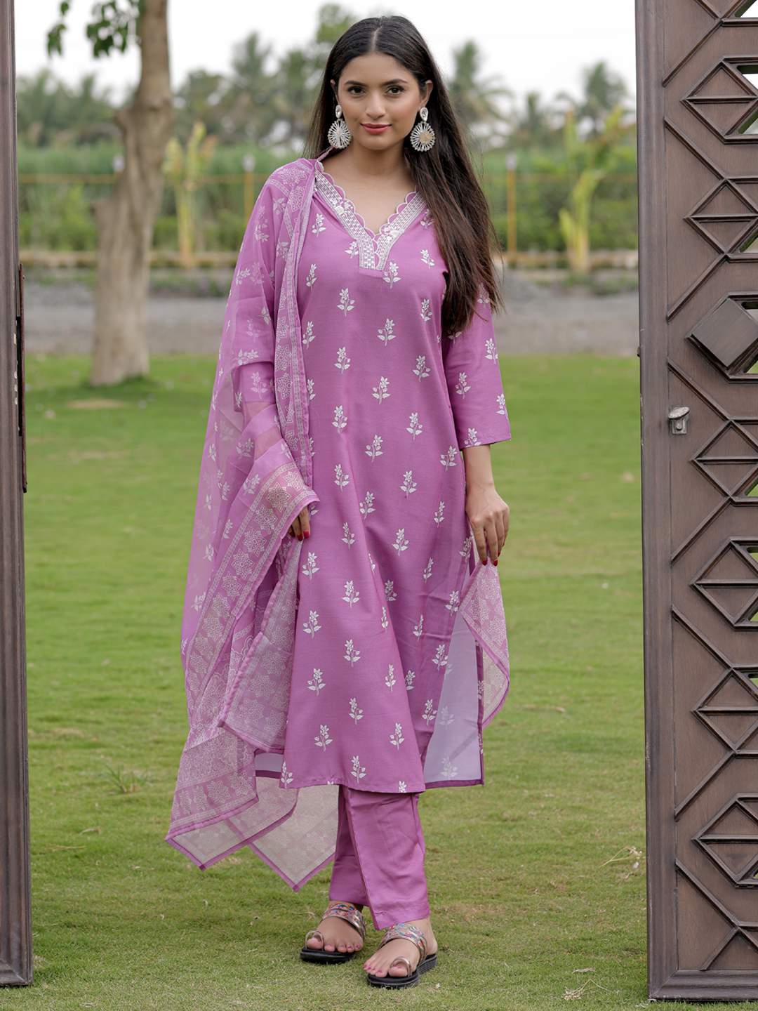 Embroidared Rayon Kurta Set