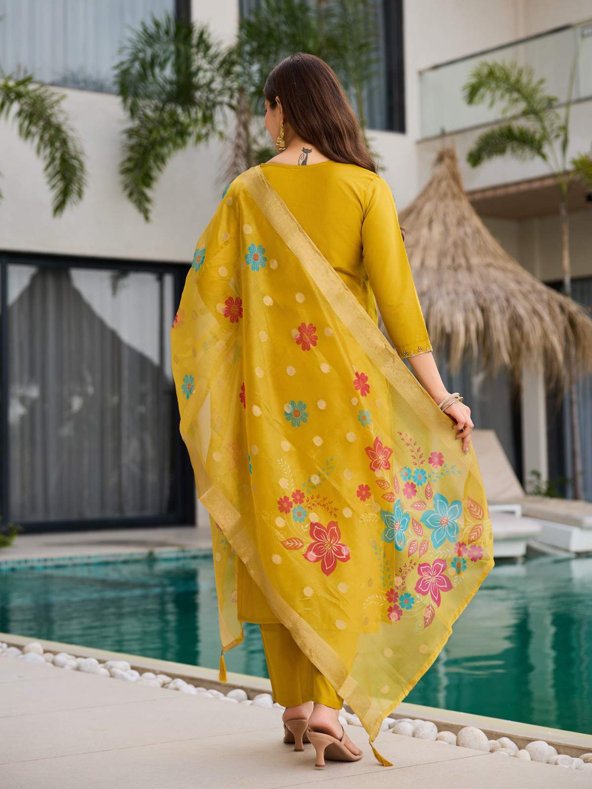 Embroidared Beads Viscose Gadhwal Kurta Set