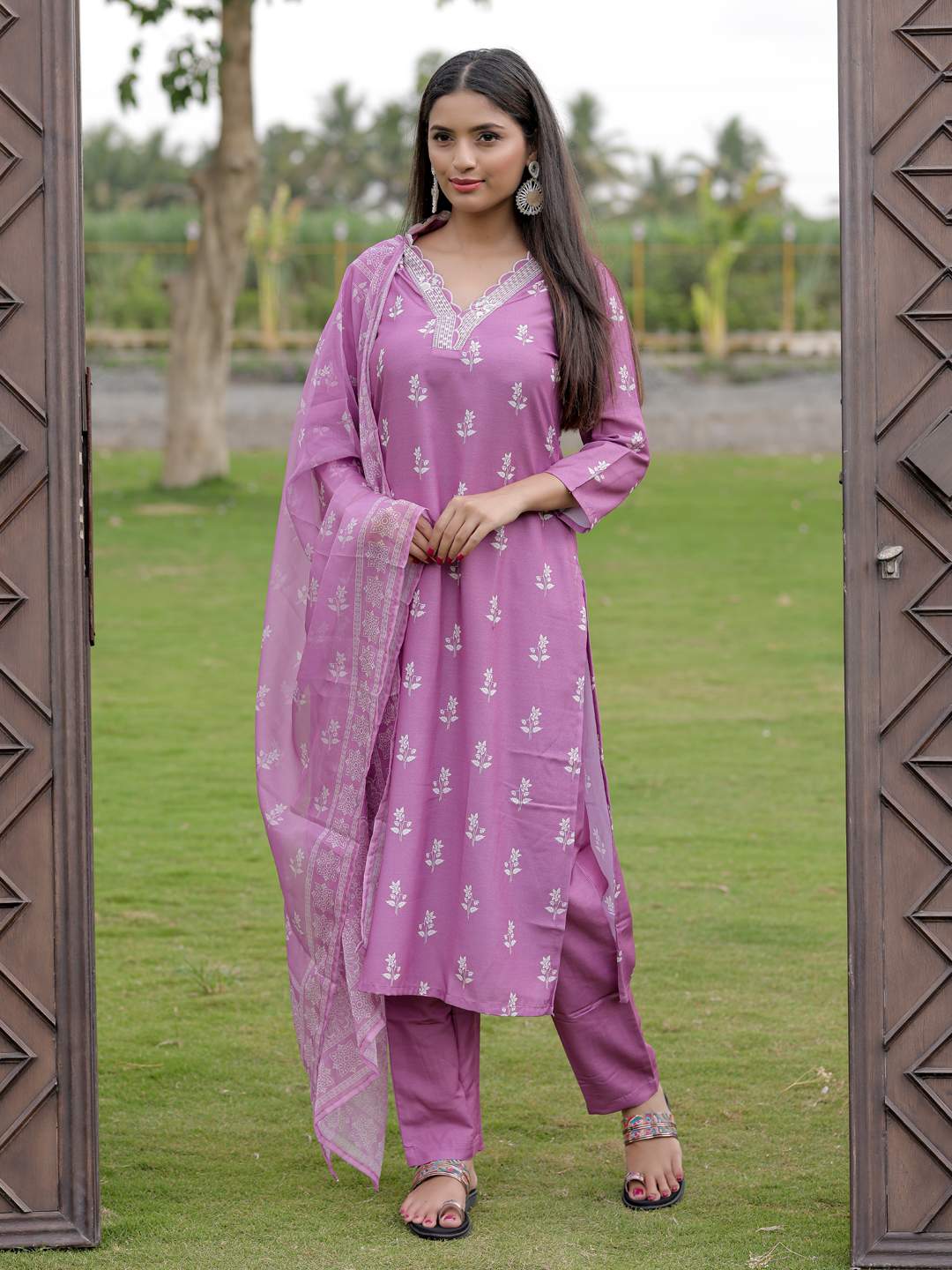 Embroidared Rayon Kurta Set
