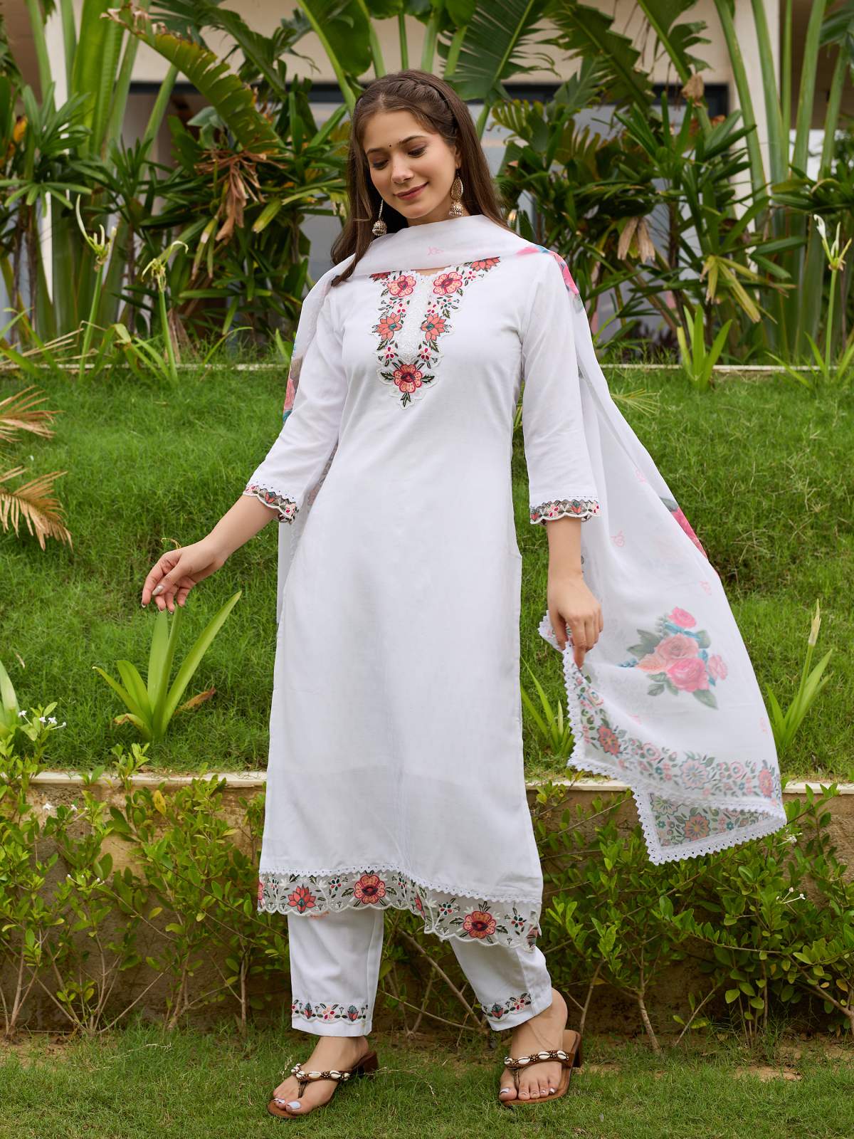 White Thread Embroidery Viscose With Cotton Lining Kurta Set with Dupatta