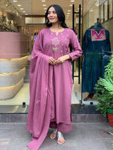 Embroidared Cottan Kurta Set