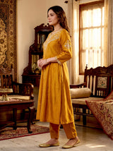 Embroidared Vichitra Silk Kurta Set
