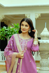 Embroidared Beads Viscose Chanderi Silk Kurta Set