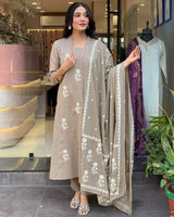 Cream Embroidared Cottan Kurta Set