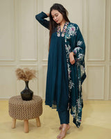 Embroidared Chinnon Kurta Set