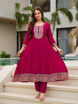 Embroidery Cp Vichitra Kurta Set