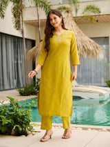 Lime Green Thread Rayon Slub Kurta Set with Dupatta V-Neck