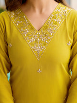 Lime Green Thread Rayon Slub Kurta Set with Dupatta V-Neck